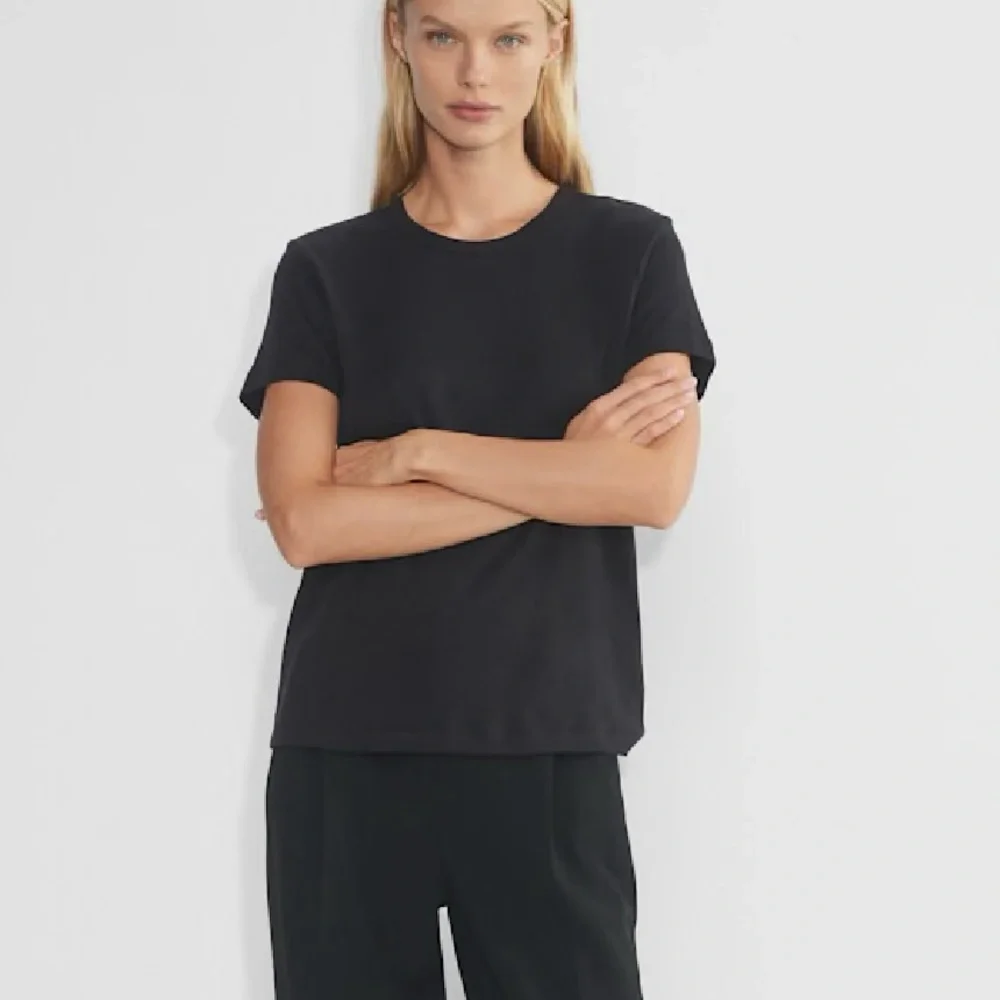 NWT Aritzia Babaton Wirth T-shirt S - Picture 3 of 8